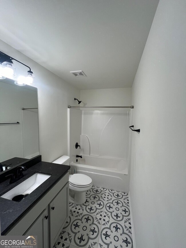 Building Photo - 1142 Coleman St SW