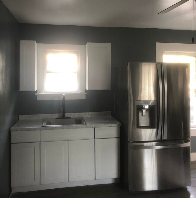 Kitchen - 61 Greene St