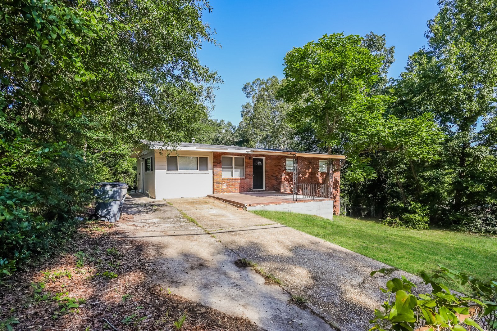 Building Photo - 1337 Sturkie Ave