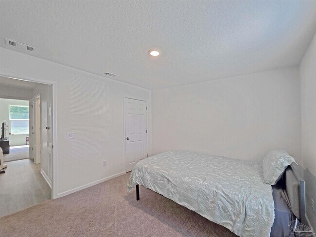 Building Photo - 6465 June Bug Dr