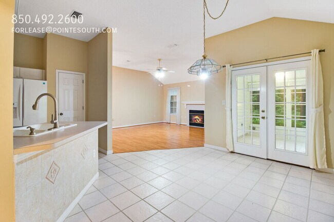 Building Photo - 366 Bay Tree Dr