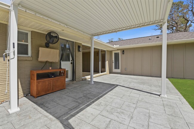 Building Photo - 2019 Brimberry St