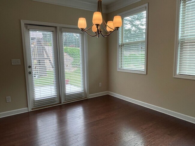 Building Photo - Large, Beautiful Home in Berkeley Hills Estate