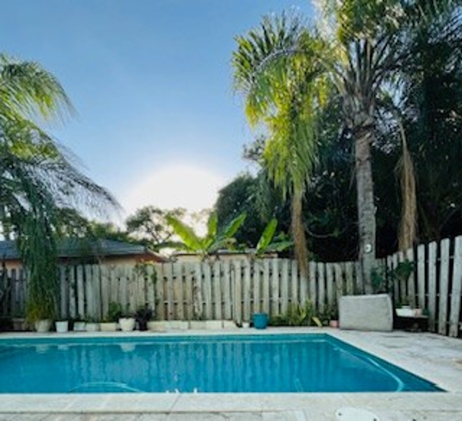 Building Photo - 507 NE 34th St