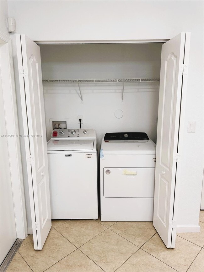 Building Photo - 13930 SW 279th Ln