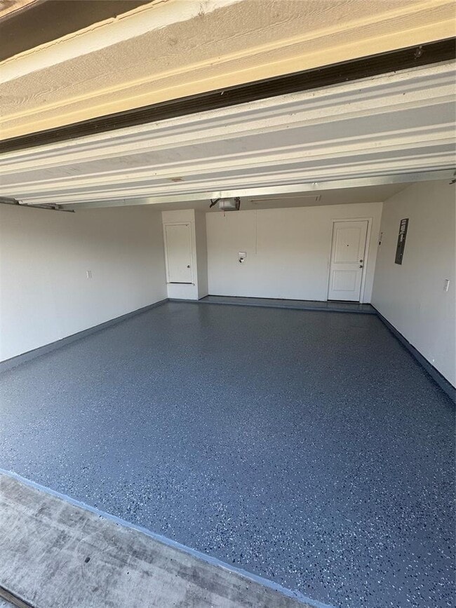 Building Photo - 231 Reagor Dr
