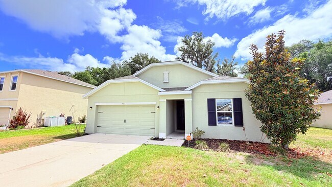 Building Photo - Available now! Amazing 4 Bedroom, 2 Bathroom Home in Wildwood!!