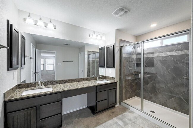 Building Photo - 7904 Gato Ln