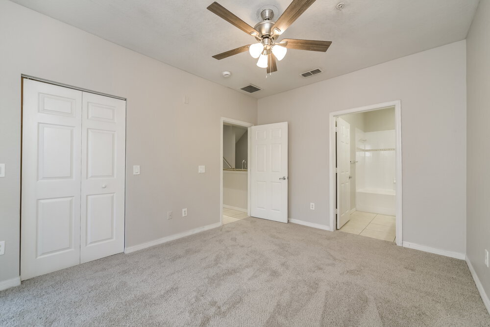 Building Photo - 2460 Grand Central Pkwy