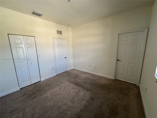 Building Photo - 11498 SW 250th St