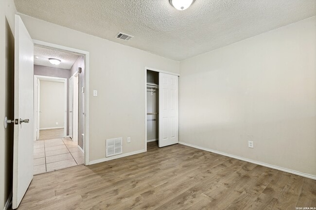 Building Photo - 11419 Big Elk Dr