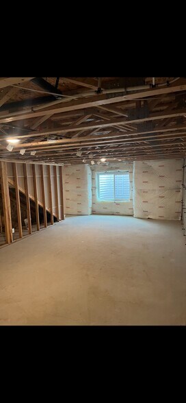 Building Photo - 520 S Orchard Dr