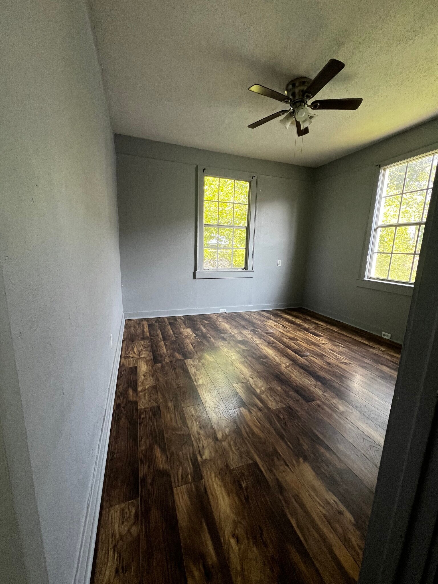 Building Photo - 846 Lebeau St