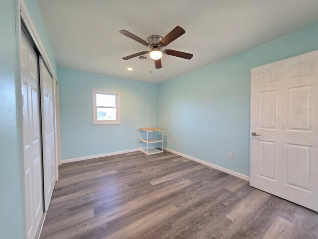 Building Photo - 22931 Steele Dr