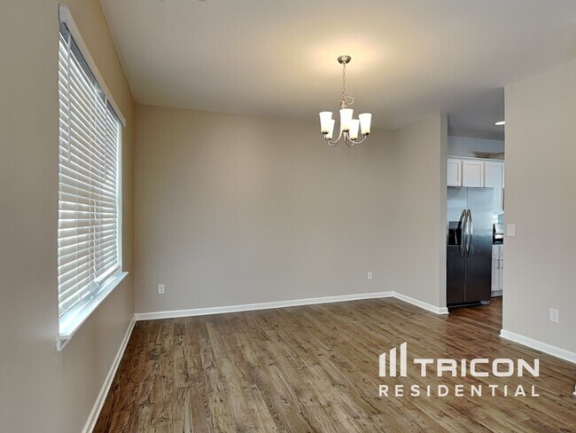 Building Photo - 147 N Cromwell Dr