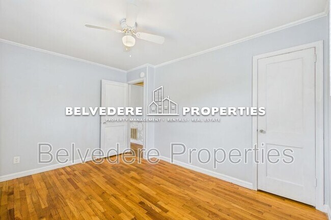 Building Photo - 1003 Cleburne St
