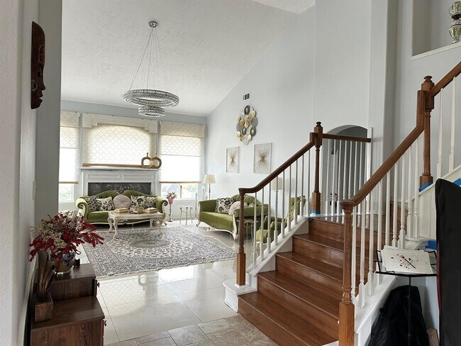 Building Photo - 23707 Hackberry Dr