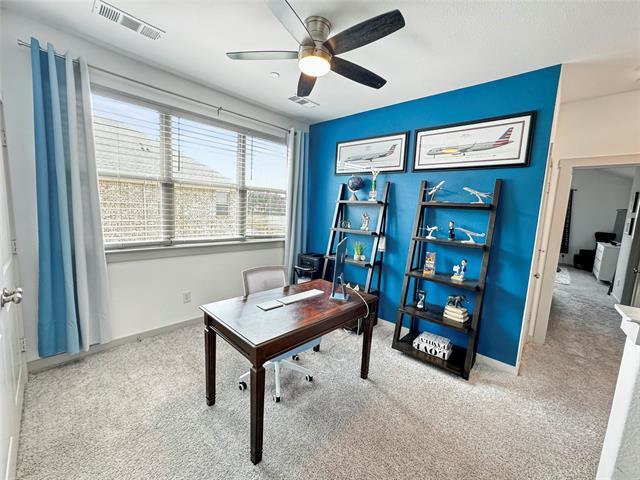 Building Photo - 677 Watersedge Ct