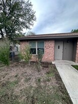Building Photo - 1417 Janet Ln