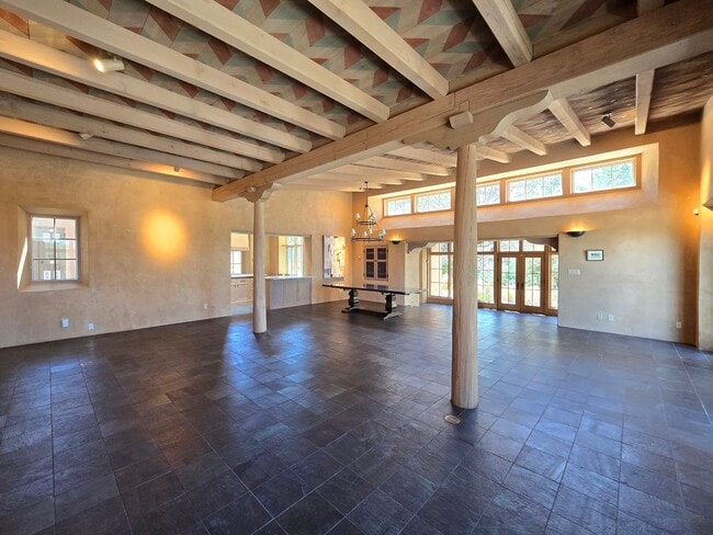 Building Photo - 3876 Old Santa Fe Trail