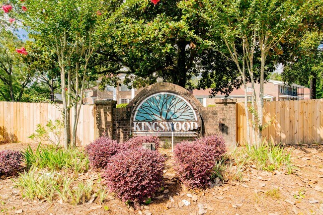 Building Photo - 3307 Kingswood Ct