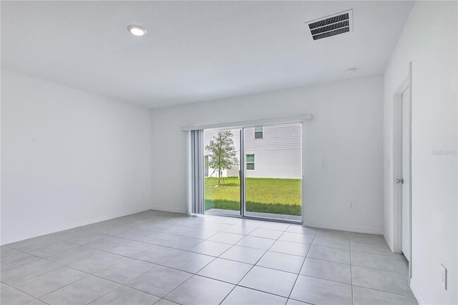 Building Photo - 673 Teviot Rd