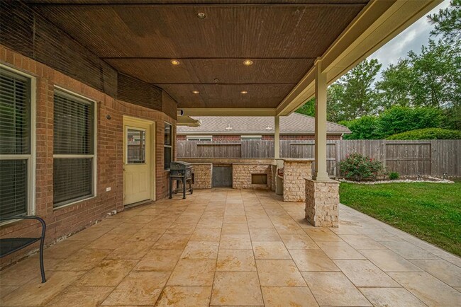 Building Photo - 3911 Fall Branch Dr