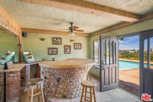 Building Photo - 10820 Ambazac Way