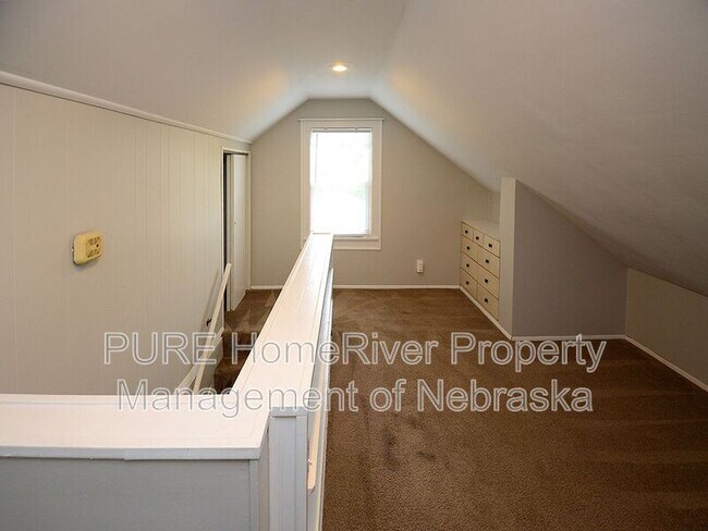 Building Photo - 2108 S 46th St