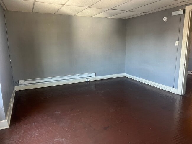 Building Photo - 24 N Hartley St