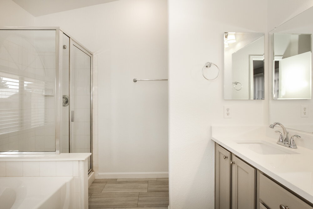 Building Photo - 6402 W Potter Dr