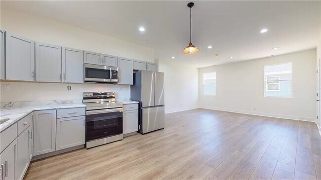 Building Photo - 3050 St Paul St