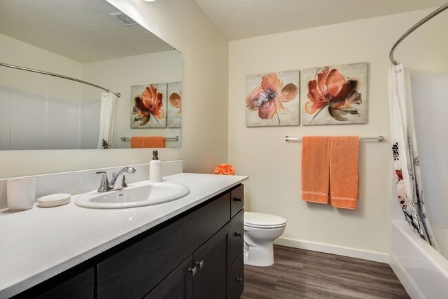 Building Photo - 1017 S Elder St