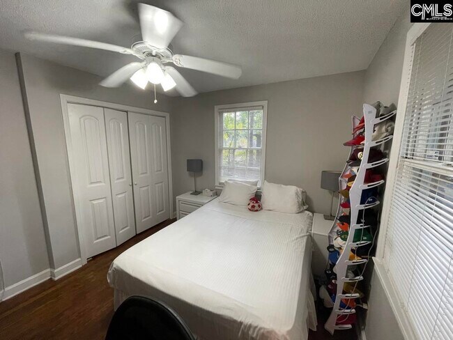 Building Photo - 1900 Lorick Ave