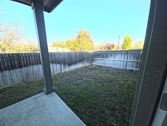 Building Photo - 1208 Garland Rd