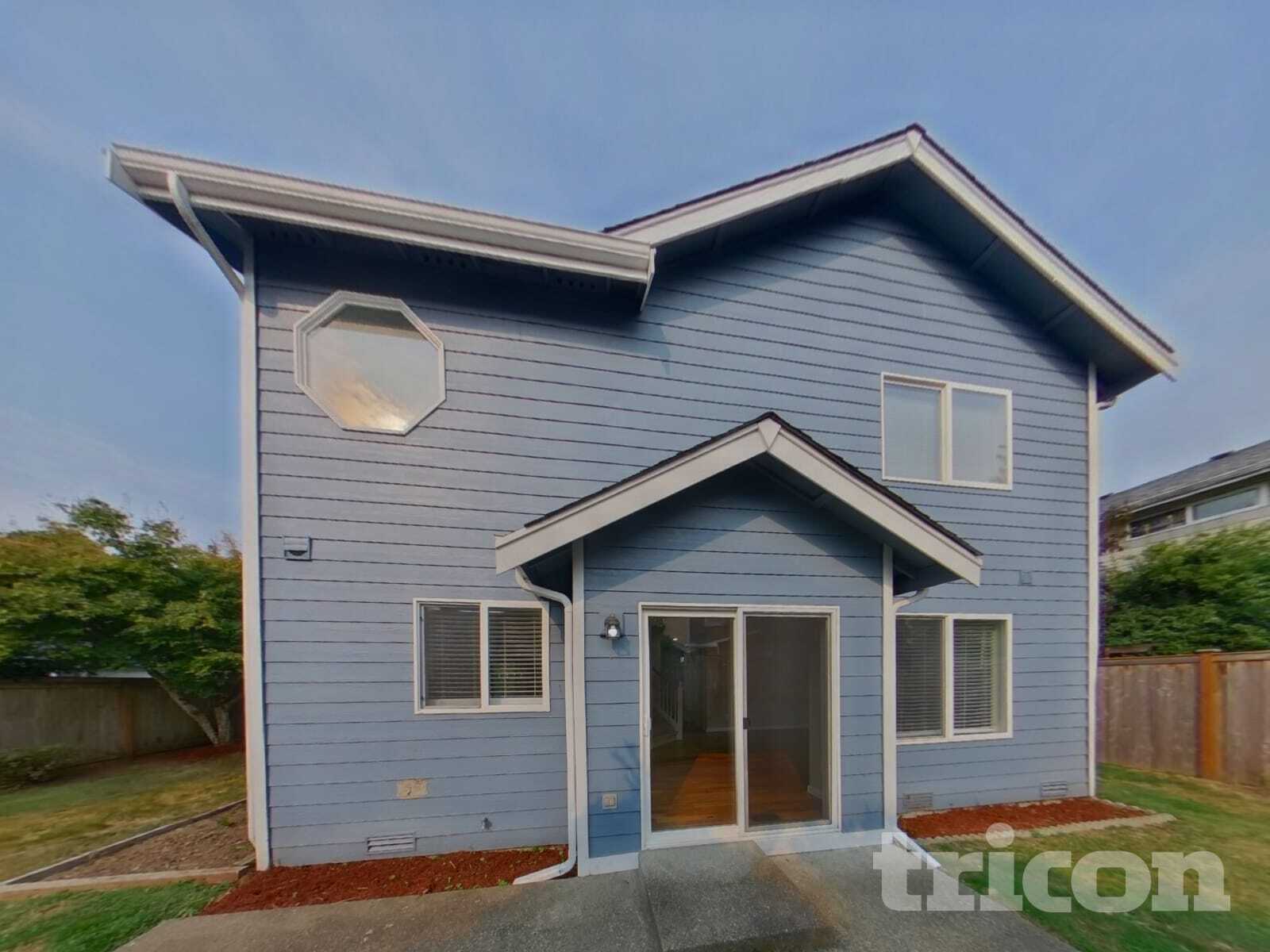 Building Photo - 8724 133rd St Ct E