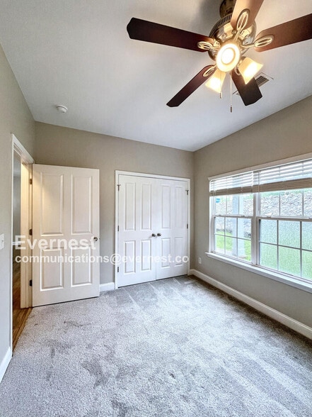 Building Photo - 7234 Althorp Way