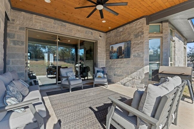 Building Photo - 194 Wilderness Cv