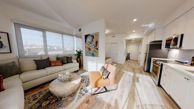 Interior Photo - 78 West Apartments