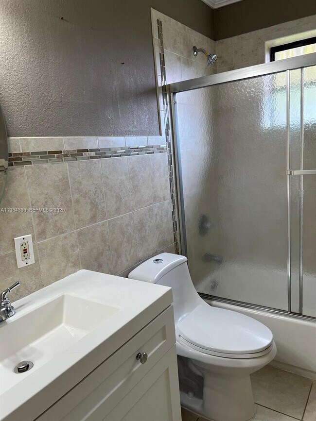 Building Photo - 12135 SW 182nd Terrace