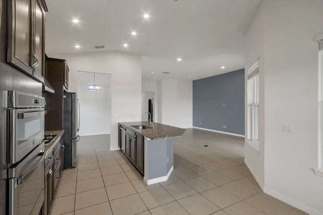 Building Photo - 1004 Heron Sound Dr