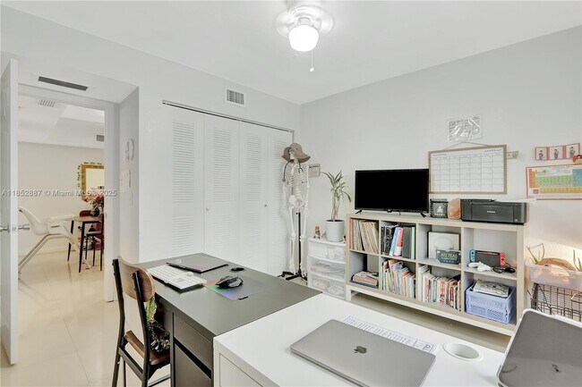 Building Photo - 15400 SW 284th St