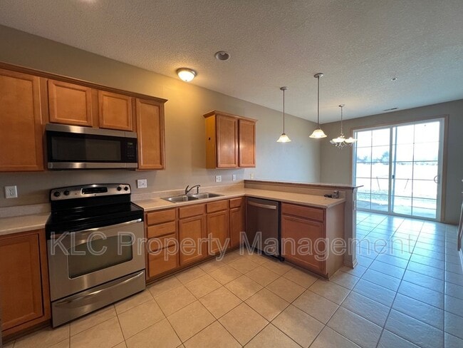 Building Photo - 662 86th St