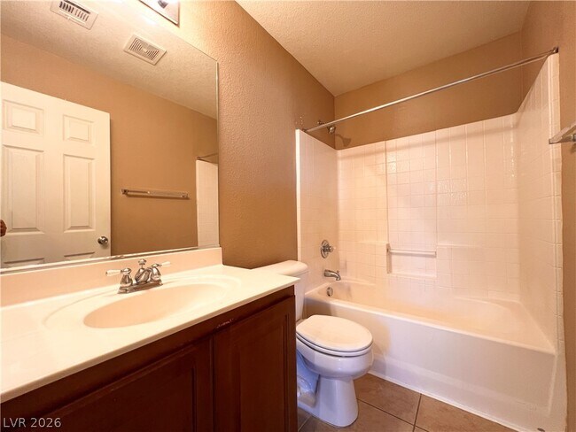 Building Photo - 6067 W Dewey Dr