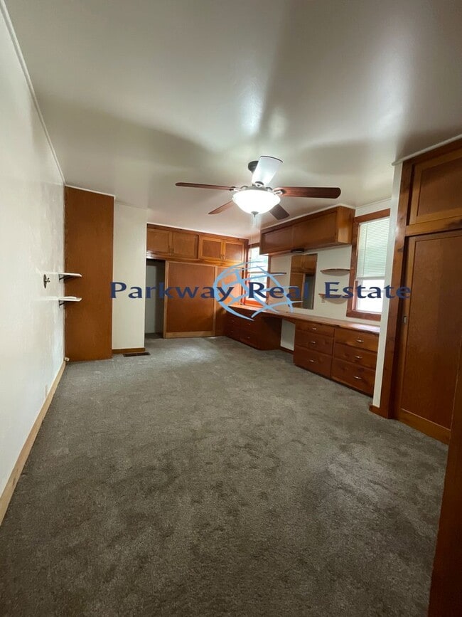 Building Photo - Charming 3 Bedroom House in East Alpine