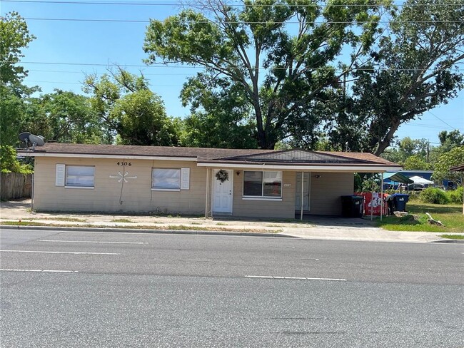 Primary Photo - 4306 Silver Star Rd