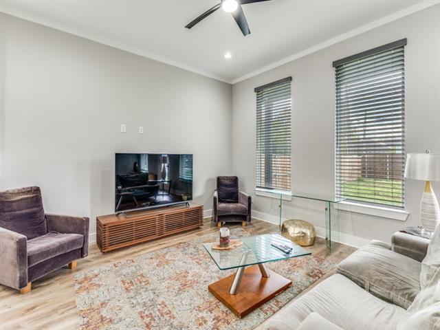 Building Photo - 1322 Strickland St