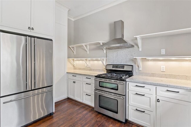 Building Photo - 809 Woodrow St