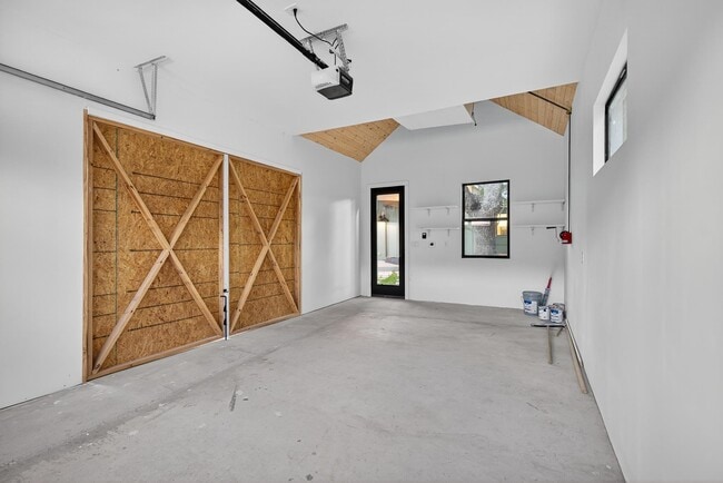 Building Photo - 308 Mountain View