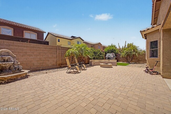 Building Photo - 731 W Mesquite Tree Ln